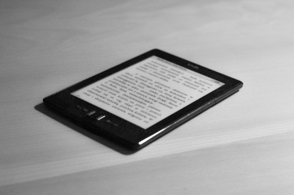 Quiet E-Reader